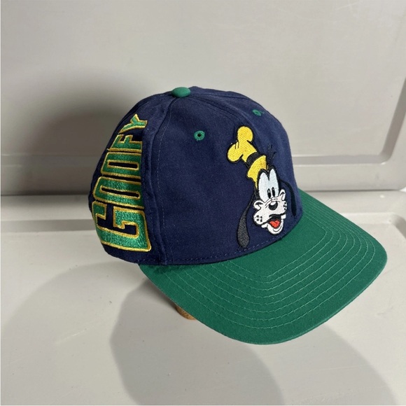Vintage Goofy Disney Embroidered Adult Snapback Hat Cap Made In USA Navy Blue - Picture 2 of 8